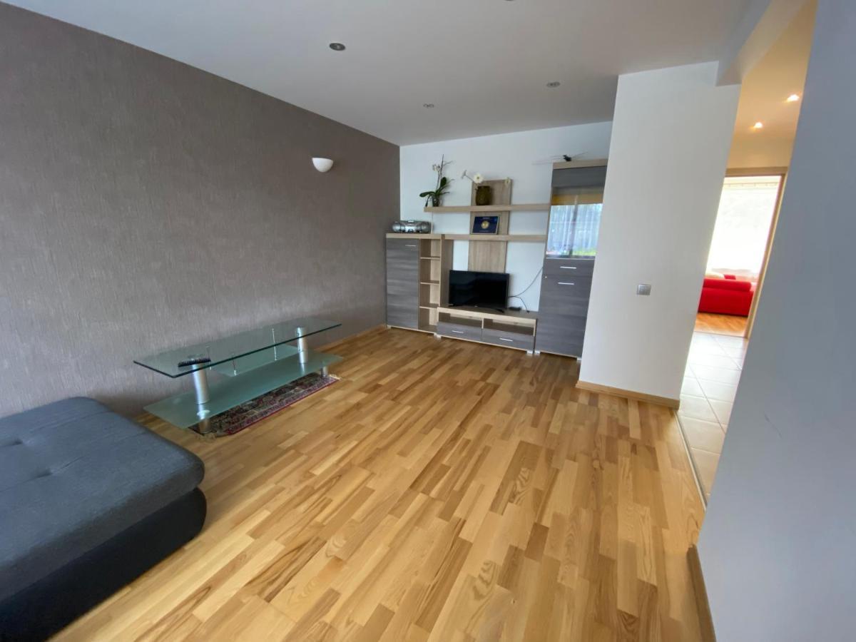 Tomas Apartment Цесис Экстерьер фото